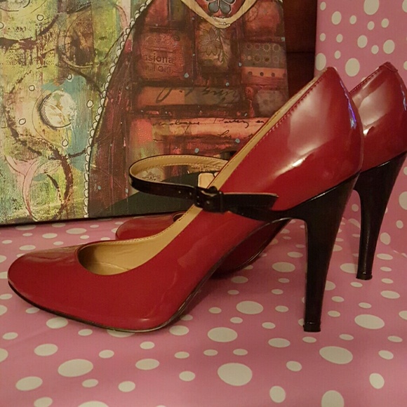 Nine West cute like new, worn once