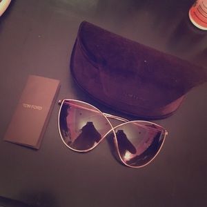 Tom Ford Cat-Eye sunglasses (gold)