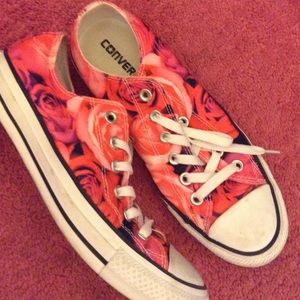 Women's Converse Size 8 Rose Pattern, Worn twice.