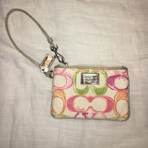 Coach Wristlet Poppy Edition