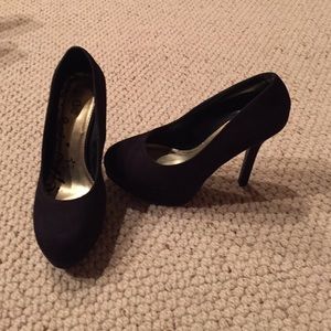 !SOLD¡ Black heels