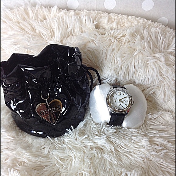 Guess Watch