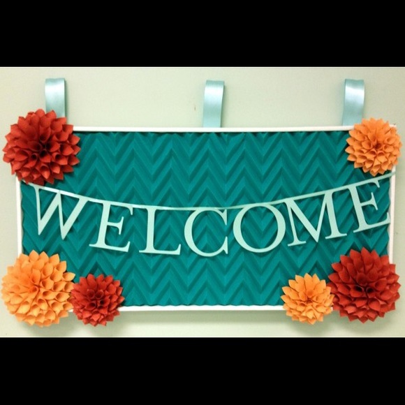 to my closet!! I'm honored you've stopped by!! - Picture 2 of 4