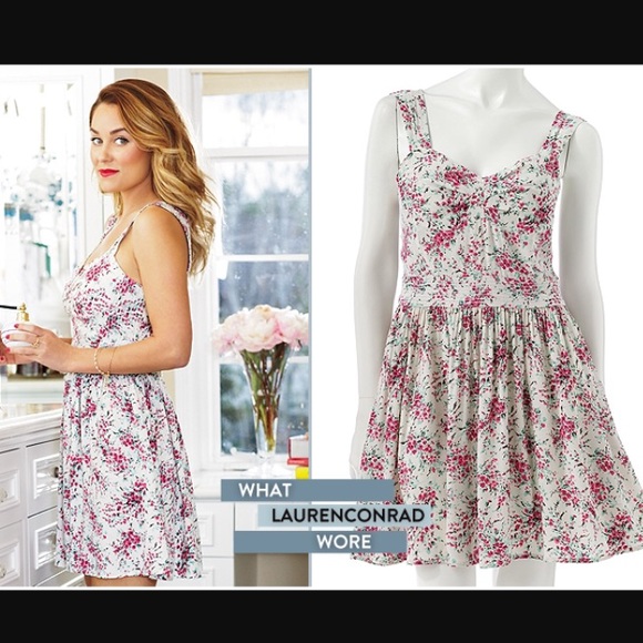 LC Lauren Conrad Dresses & Skirts - 1 day sale! NWT LC Lauren Conrad dress 🌸