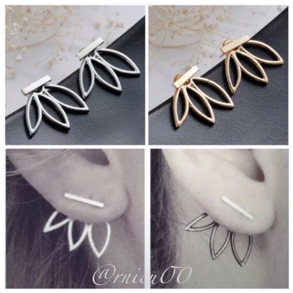 Gold Lotus Hollow Stud Earrings! - Picture 4 of 4