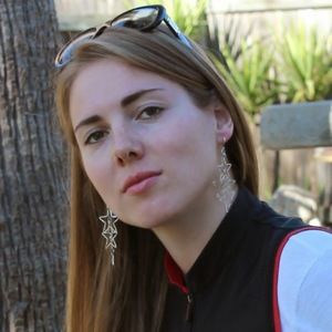 Meet your Posher, Карина