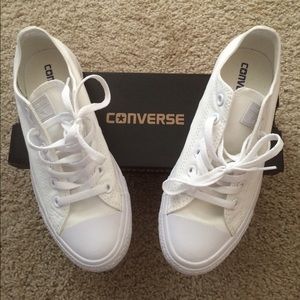 Women's converse shoes