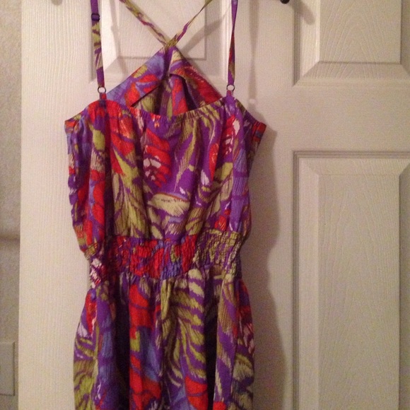 Tropical design romper - Picture 2 of 3