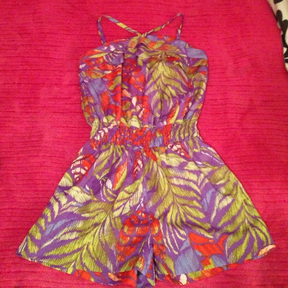 Tropical design romper - Picture 3 of 3