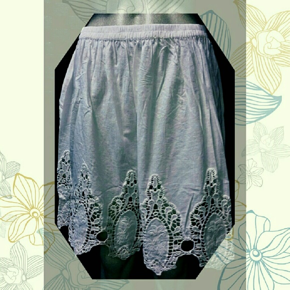 White Light&flirty skirt by JazzedUp - Picture 2 of 2