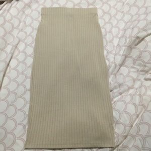 NWT Ribbed midi pencil skirt