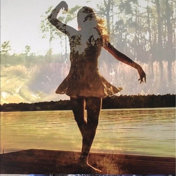 Samantha, Top 10% Seller, Top Rated & Posh Mentor - Picture 6 of 7