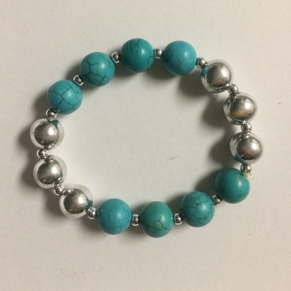 Cute turquoise color bracelet