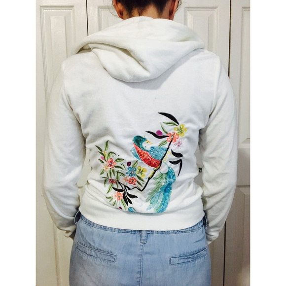 Fleece - Picture 2 of 2