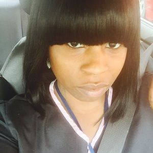 Meet your Posher, Davenah