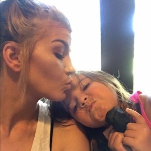 Meet your Posher, Valerie