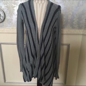 Stripped grey and navy cardigan.