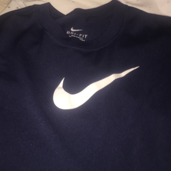Sri-fit Nike t-shirt