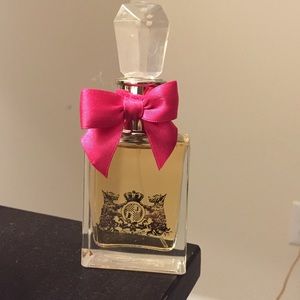 Juicy couture perfume