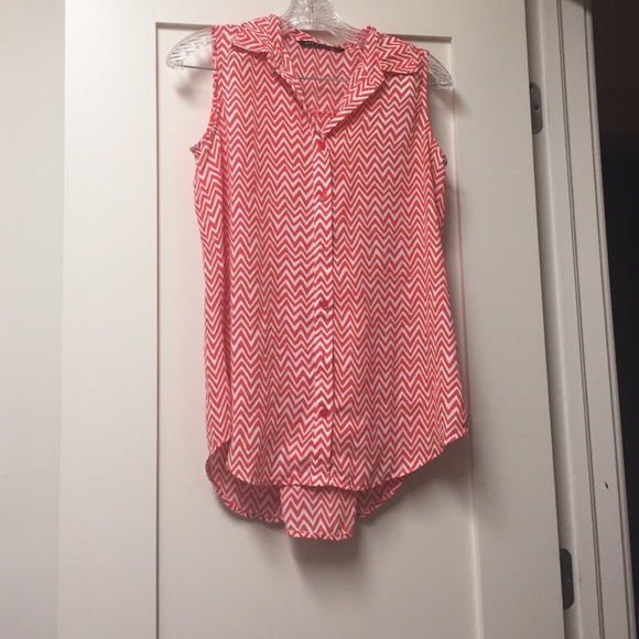 A chevron style high-low top. In good condition.