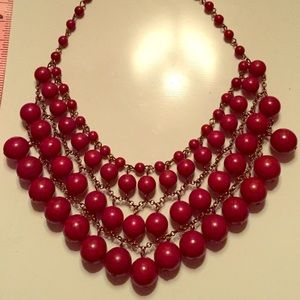 Gorgeous red beaded necklace.
