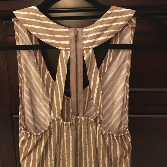 Adorable Boutique Romper - Picture 2 of 4