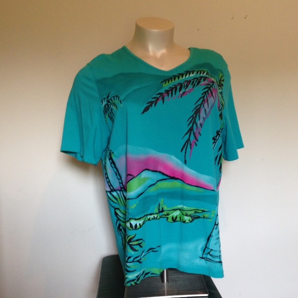 Liz & Me Plus sz 2X v-neck. Tropical /Beachy