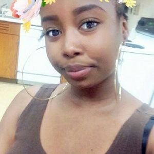 Meet your Posher, Xena