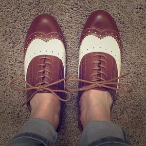 Aldo Foretova Oxford Flat in Brown/White