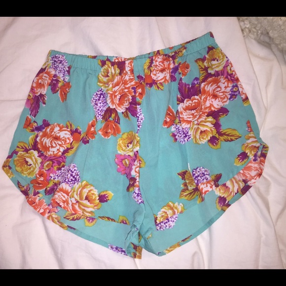 Floral print shorts