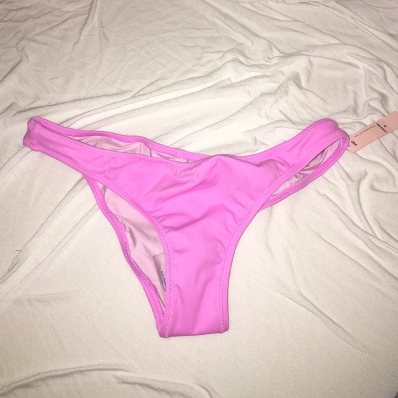 Victoria's Secret: scrunch bikini bottom, pink
