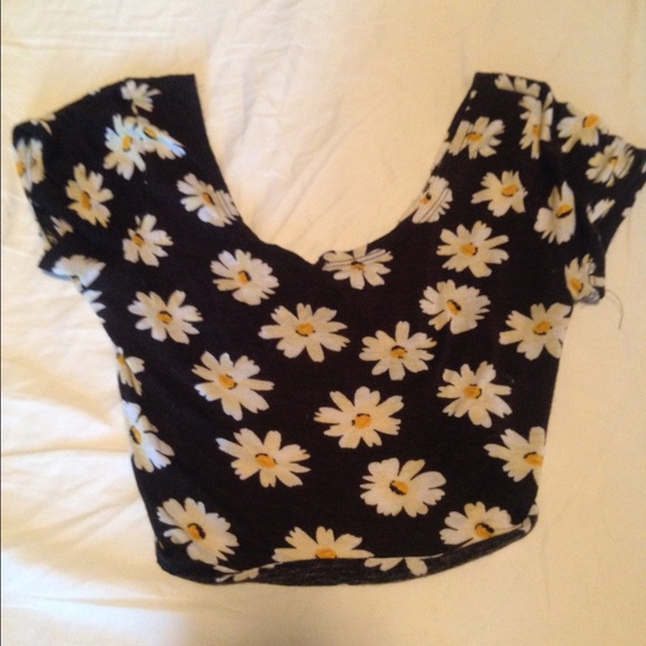 Daisy crop top