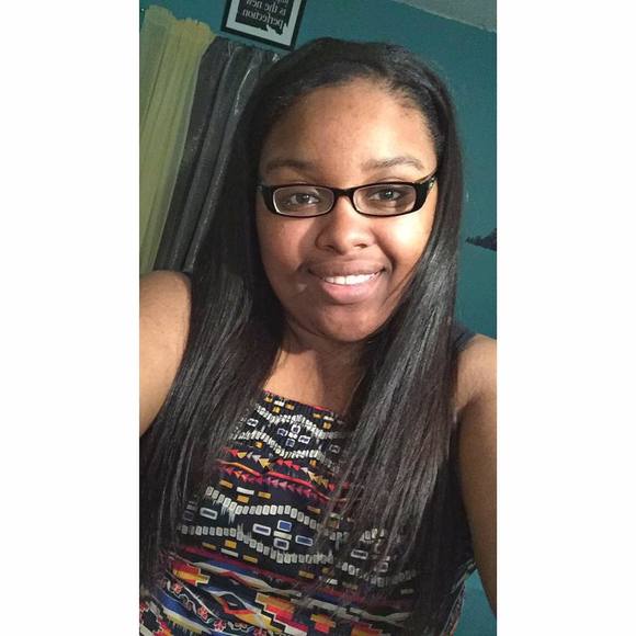 Meet your Posher, Armani