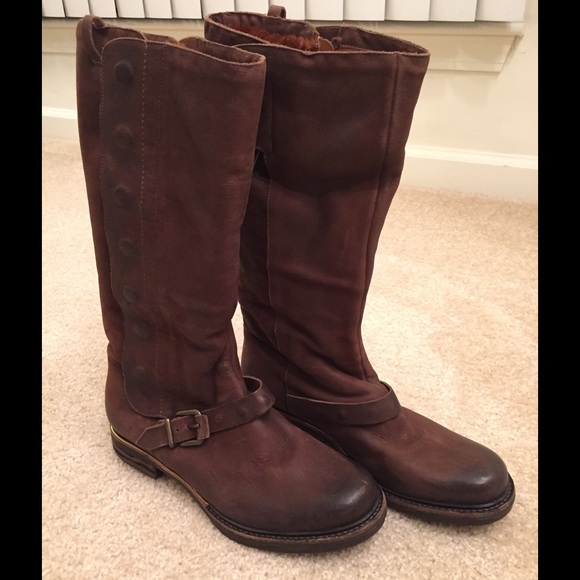 Schutz Boot - Picture 1 of 4