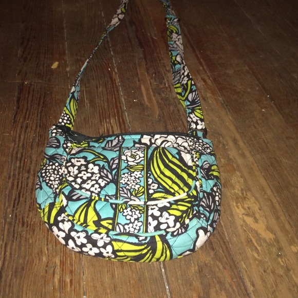BRAND NEW Vera Bradley cross body purse
