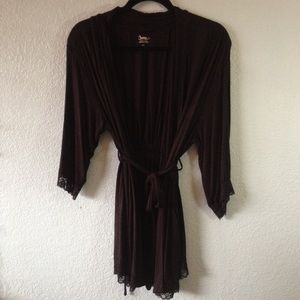 Pretty Black Lace Robe