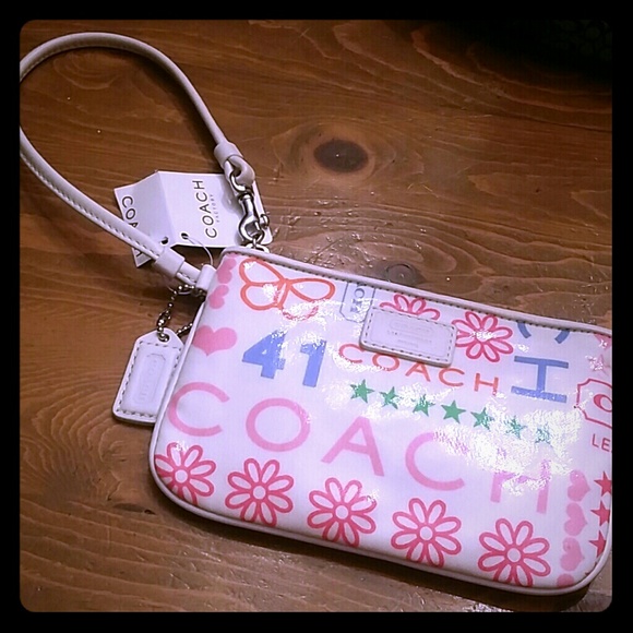 Wristlet