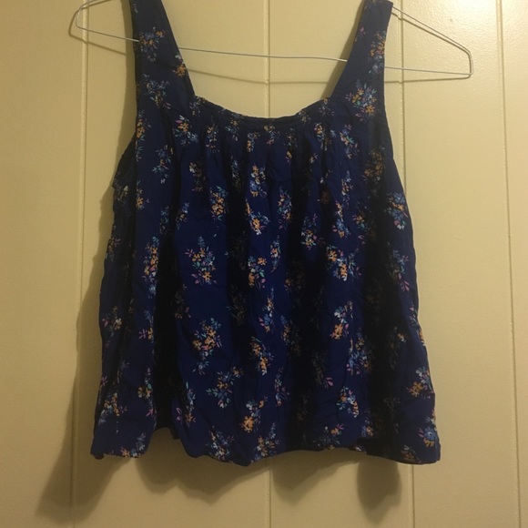 hollister shirt