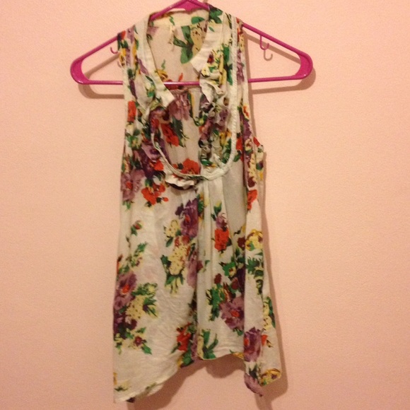 Willow & Clay Floral Racerback Tank top