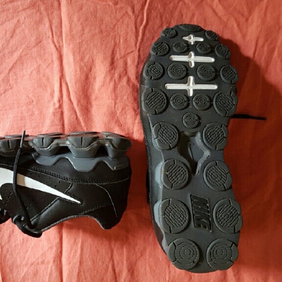 Nike's - Picture 2 of 2