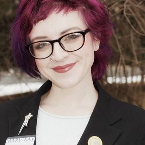 Meet your Posher, Laura