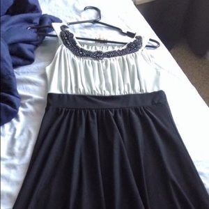 Medium dress