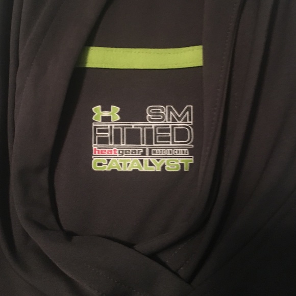 Under Armour Long Sleeve Shirt - Picture 2 of 2