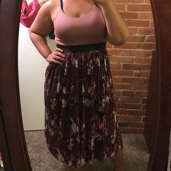Floral Pleated Midi Dress
