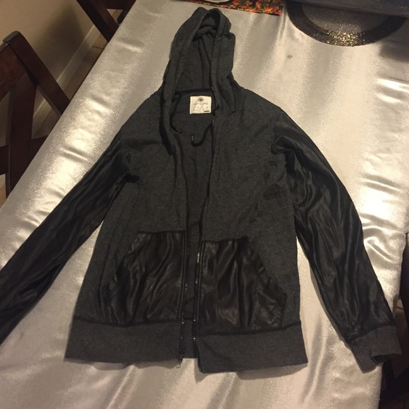 Pacsun Sweater