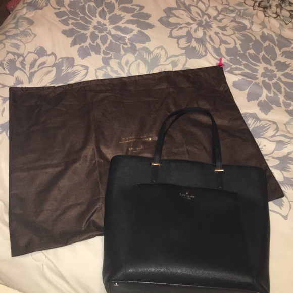 HUGE AUTHENTIC KATE SPADE PURSE
