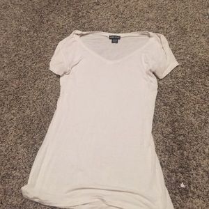 Loose white v neck