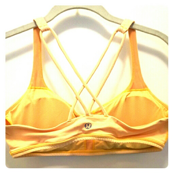 Lululemon Free to Be bra size 8