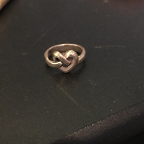 James Avery Size 6 Love Knot Ring