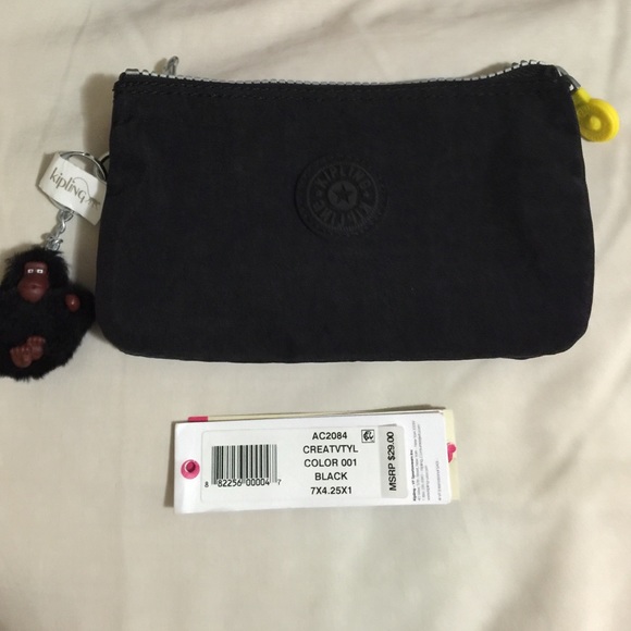 Kipling pouch